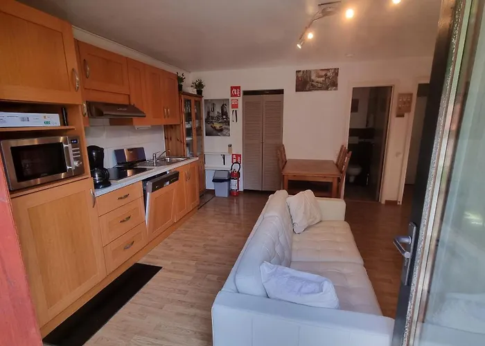 Vressence Apartament *